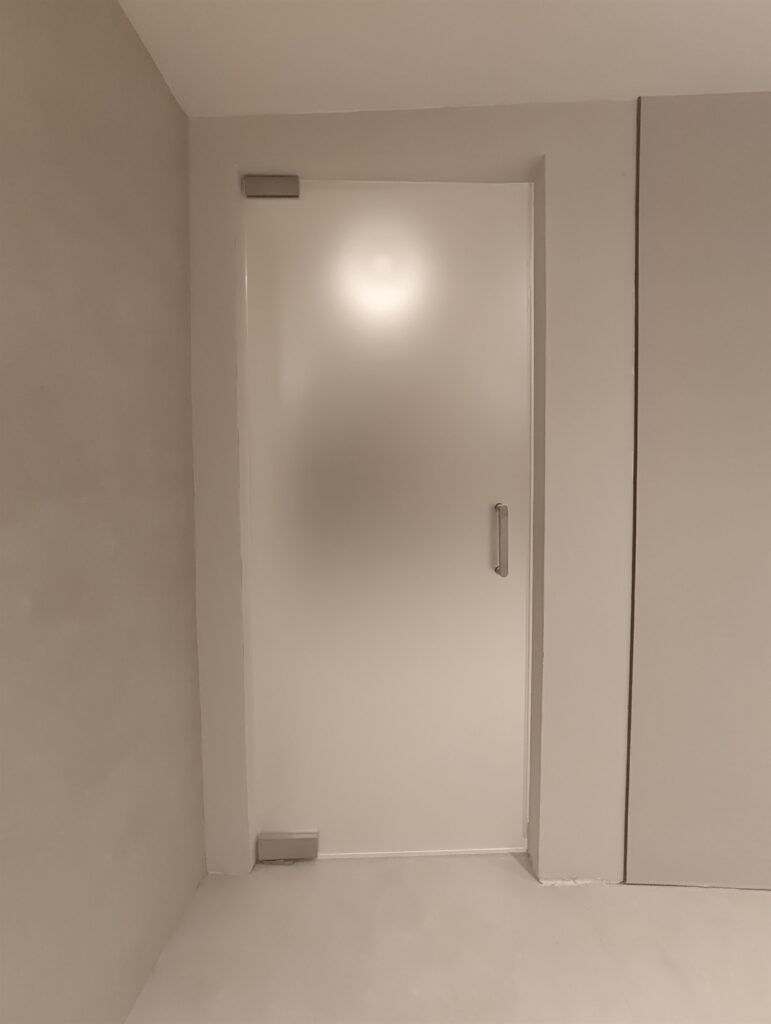Двери 8